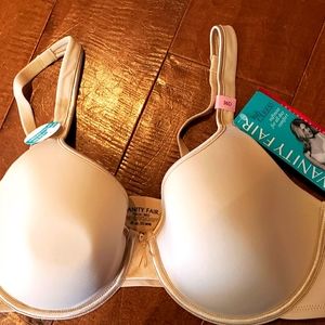 Vanity Fair Full Coverage Underwire Nude Bra
